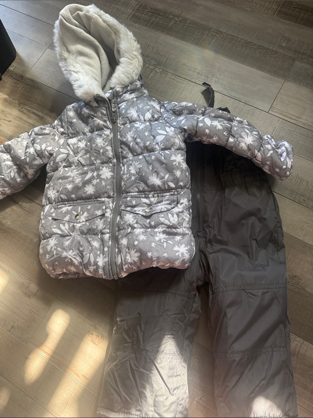 OshKosh B'gosh Pink and Gray Girls Fleece Jacket (4T) and Snow Pants